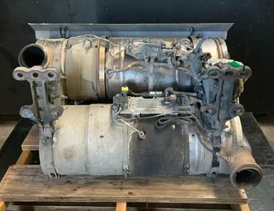 Cummins ISL9 DPF Assembly for a Freightliner M2 106