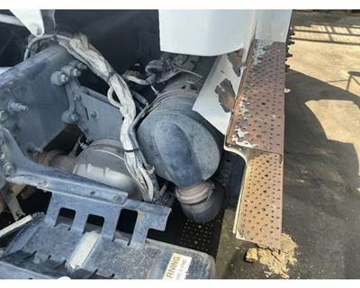 Cummins ISL9 DPF Assembly for a Freightliner M2 112