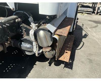Cummins ISL9 DPF Assembly for a Freightliner M2 106
