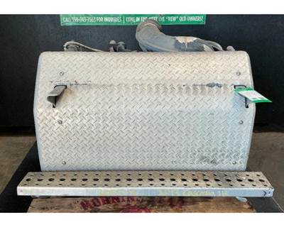 Detroit DD13 DPF Assembly for a Freightliner Cascadia 113