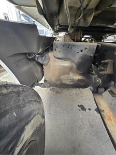 Detroit DD15 DPF Assembly for a Freightliner Cascadia 125