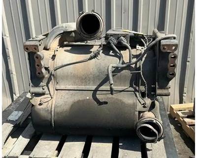 Detroit DD15 DPF Assembly for a Freightliner Cascadia 125