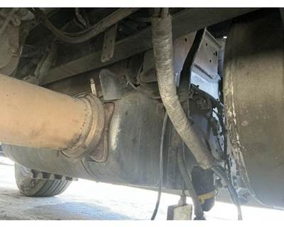 Detroit DD15 DPF Assembly for a Freightliner Cascadia 126