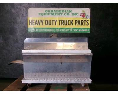 Freightliner Cascadia 125 DPF Assembly