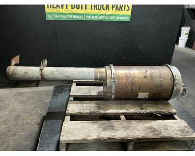 International 9200i DPF Assembly