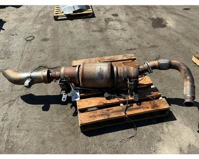 International DPF Assembly for a International DuraStar 4400