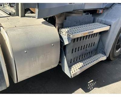 Mack MP7 DPF Assembly for a Mack CXU612