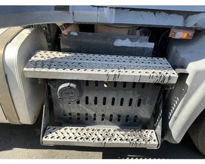 Mack DPF Assembly for a Mack CXU613