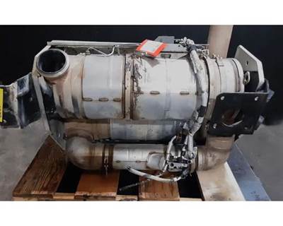 Paccar MX-13 DPF Assembly for a Kenworth T800