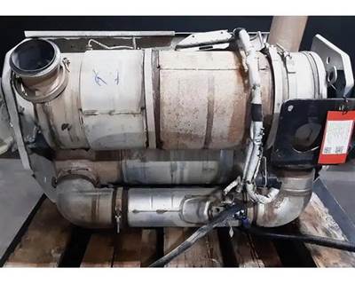 Paccar MX-13 DPF Assembly for a Kenworth T800