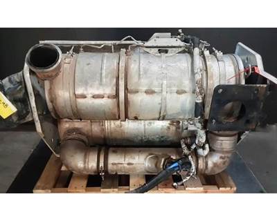 Paccar MX-13 DPF Assembly for a Kenworth T800
