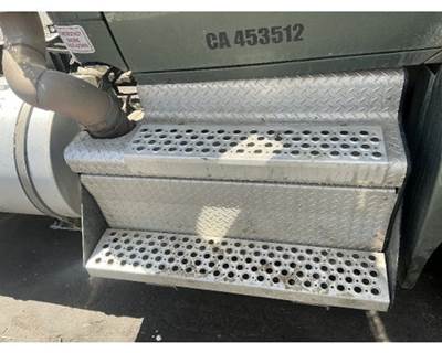 Paccar Right DPF Assembly for a Kenworth T680