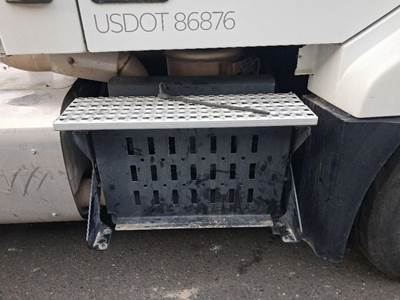 Volvo D13H DPF Assembly for a Volvo VNL