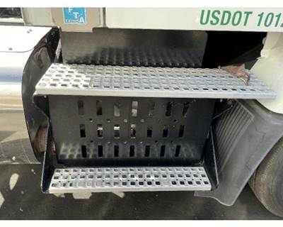 Volvo VNM DPF Assembly