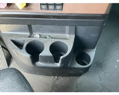 Used 2019 Freightliner Cascadia 126 Center Cup Holder Dash Panel