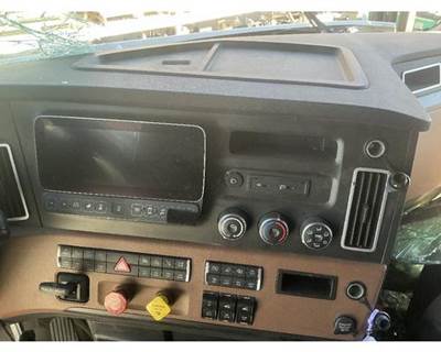 2024 Freightliner Cascadia 126 Center Upper Dash Panel
