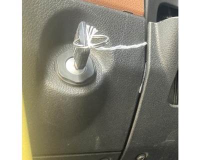 2024 Freightliner Cascadia 126 Ignition Dash Panel
