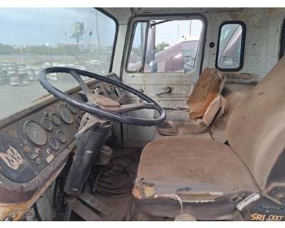 1983 International CO-1850B Left Gauge Dash Panel for International 1853