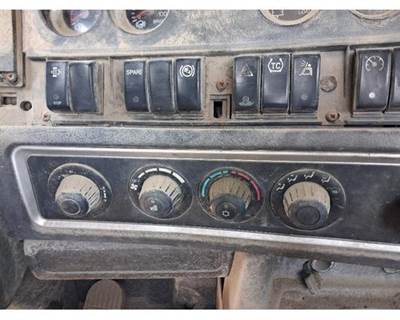 2011 Kenworth T800 Temperature Control AC Dial Dash Panel