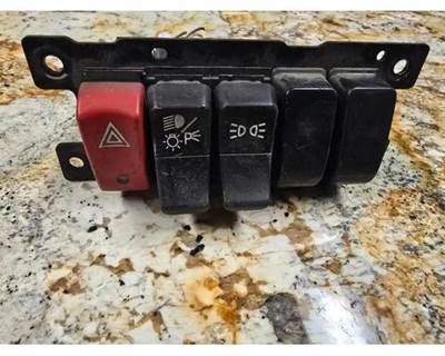 Kenworth T680 Dashboard Switch