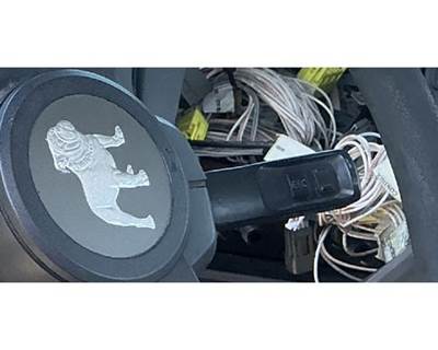 Mack Pinnacle CXU613 Dashboard Switch for a Mack CXU613