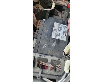 Volvo VNL670 Dashboard Switch