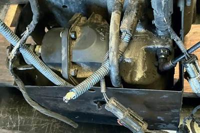 Freightliner Cascadia 113 DEF Pump