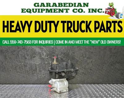 Freightliner Cascadia 125 DEF Pump