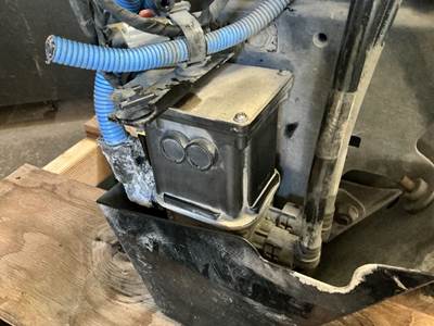 Freightliner Cascadia 125 DEF Pump