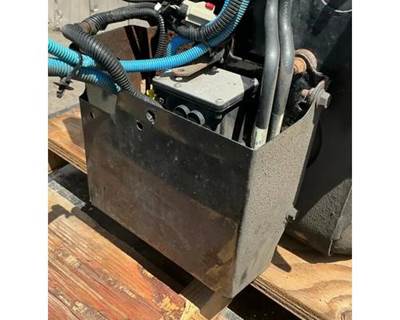 Freightliner Cascadia 125 DEF Pump