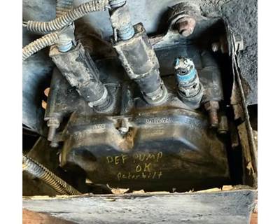Freightliner Cascadia 125 DEF Pump
