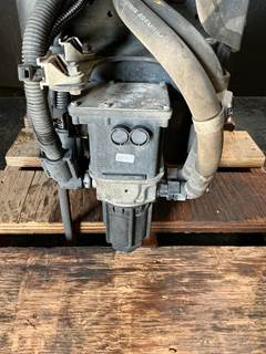 International RH613 DEF Pump