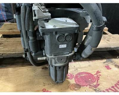 International RH613 DEF Pump