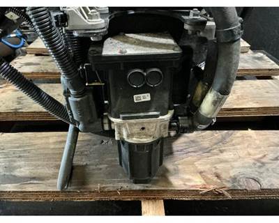 International RH613 DEF Pump