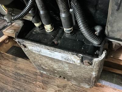 Peterbilt 384 DEF Pump