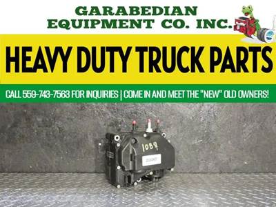 Volvo VNL670 DEF Pump