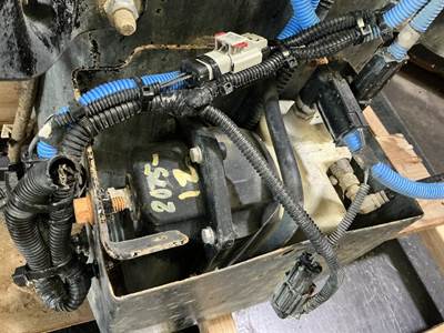 Western Star 4800 DEF Pump