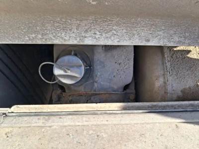 Freightliner Cascadia 113 DEF Tank