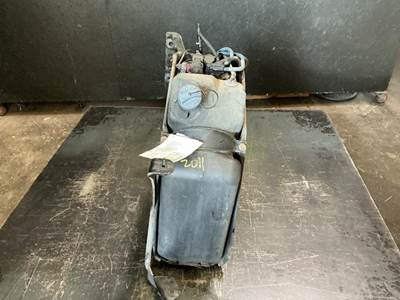 Freightliner Cascadia 113 DEF Tank