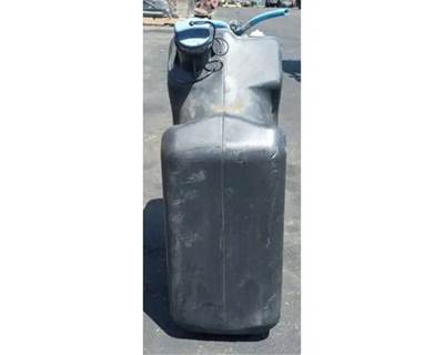 Freightliner Cascadia 113 DEF Tank