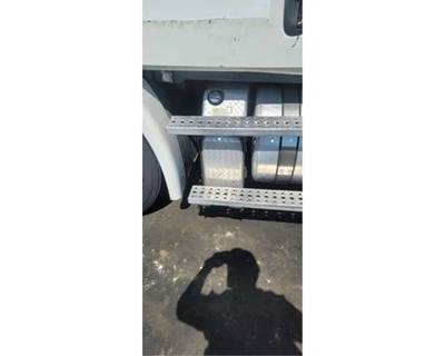 Freightliner Cascadia 113 DEF Tank