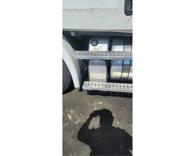 Freightliner Cascadia 113 DEF Tank
