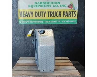 Freightliner Cascadia 113 DEF Tank