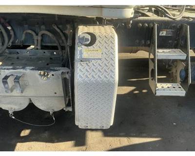 Freightliner Cascadia 113 DEF Tank for a Freightliner CASCADIA