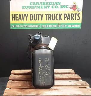 Freightliner Cascadia 125 DEF Tank