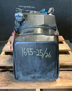 Freightliner Cascadia 125 DEF Tank