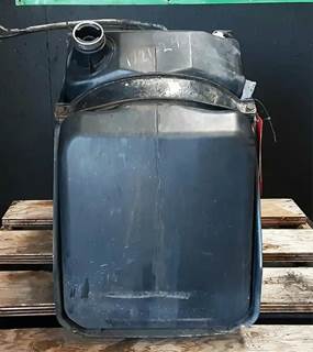 Freightliner Cascadia 125 DEF Tank