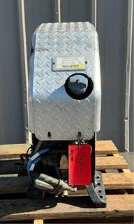 Freightliner Cascadia 125 DEF Tank