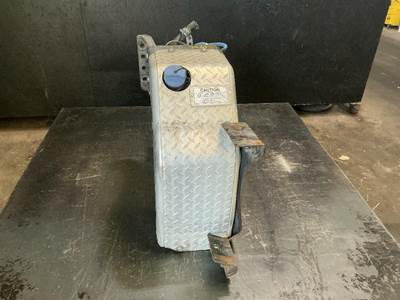 Freightliner Cascadia 125 DEF Tank