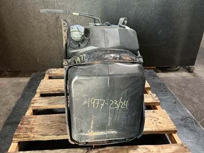 Freightliner Cascadia 125 DEF Tank